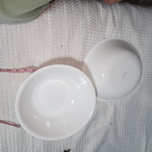 CORELLE EUC SET OF 2 LARGE 10.5" SERVING VEGETABLE BOWLS WHITE 2 qt - Picture 5 of 5